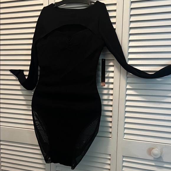 Al Most Famous Dresses & Skirts - #*097* AlMost Famous-Sexy Party Chic Black Long Sleeve Dress